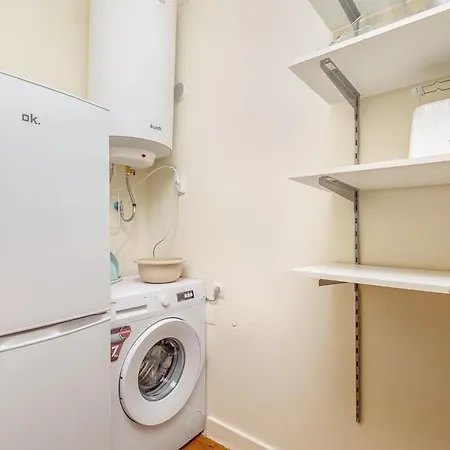 Frida Alfama Bohemian Style In Heart Of The * Lisboa