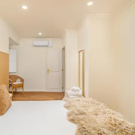 Frida Alfama Bohemian Style In Heart Of The Apartamento