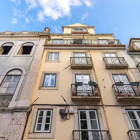 Frida Alfama Bohemian Style In Heart Of The *